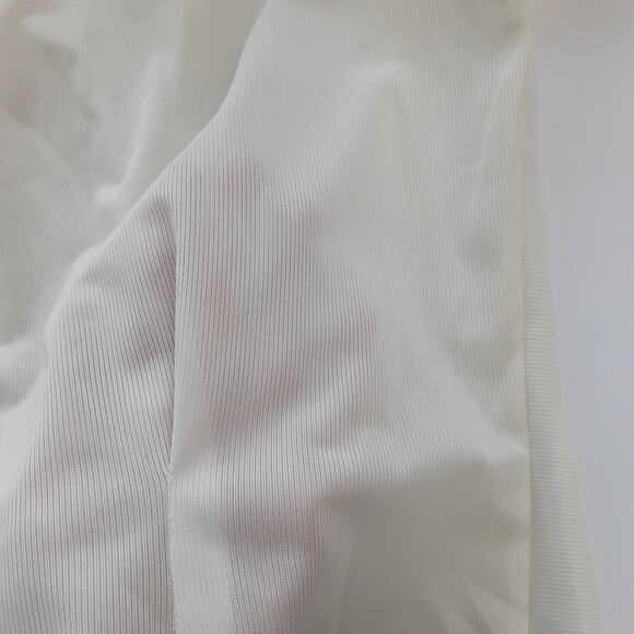 Vintage 1940s Pearl Button Front Volup Blouse Cream Short Sleeve Dacron Fabric - Picture 13 of 13